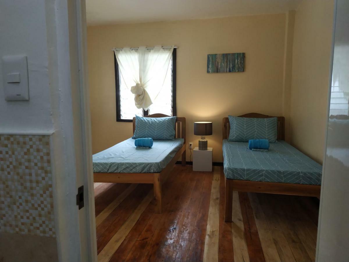 Nelmann'S Nipa Huts Hotel San Vicente  Ngoại thất bức ảnh