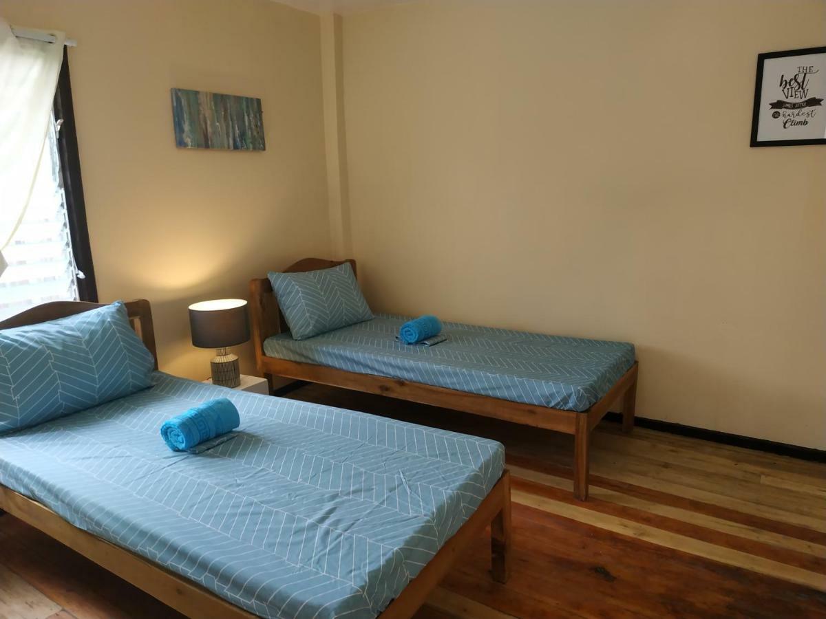 Nelmann'S Nipa Huts Hotel San Vicente  Ngoại thất bức ảnh