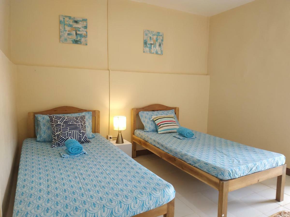 Nelmann'S Nipa Huts Hotel San Vicente  Ngoại thất bức ảnh